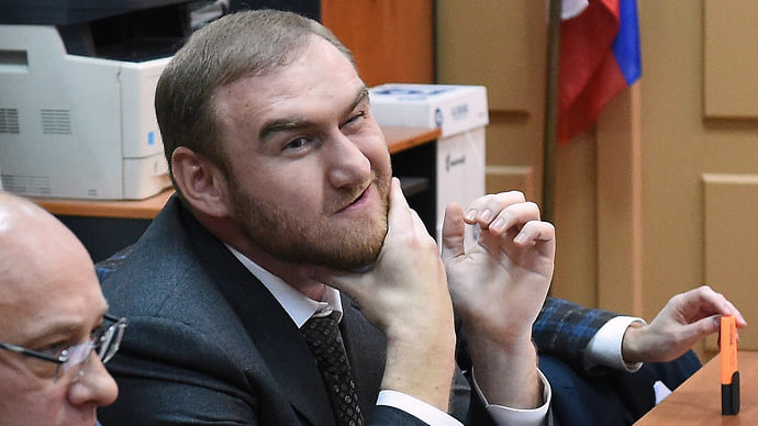 Защита Арашуковых перешла в нападение