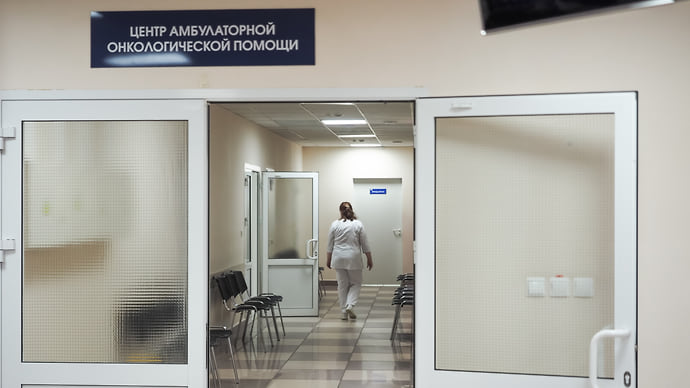 В больницах подтянули химию