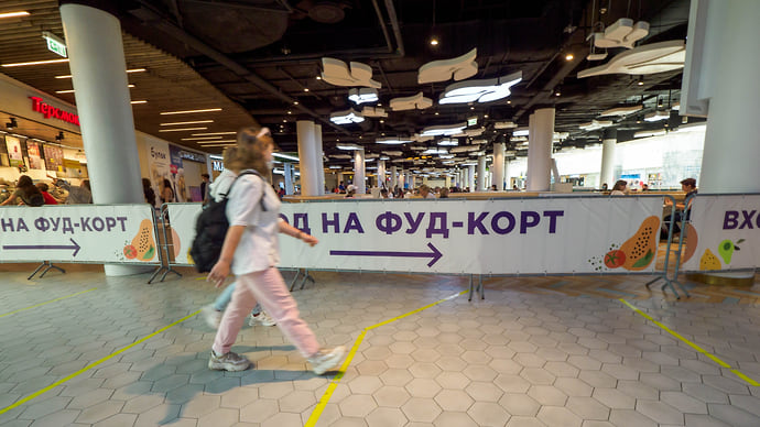 Россияне пересели в фастфуд