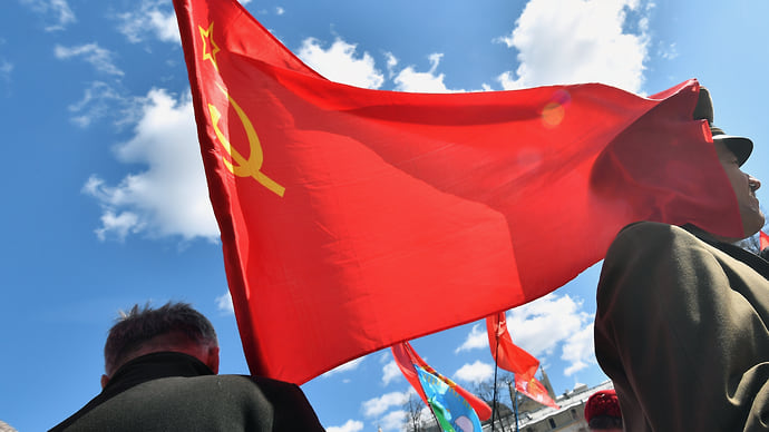 Коммунист за СВО ответил