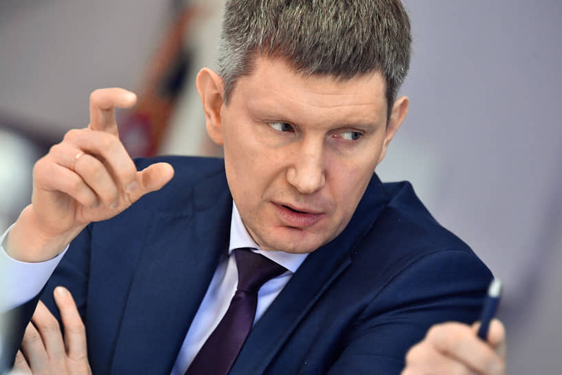 По оценке главы Минэкономики Максима Решетникова, заметные объемы параллельного импорта помогли удовлетворить спрос на дефицитные иностранные товары