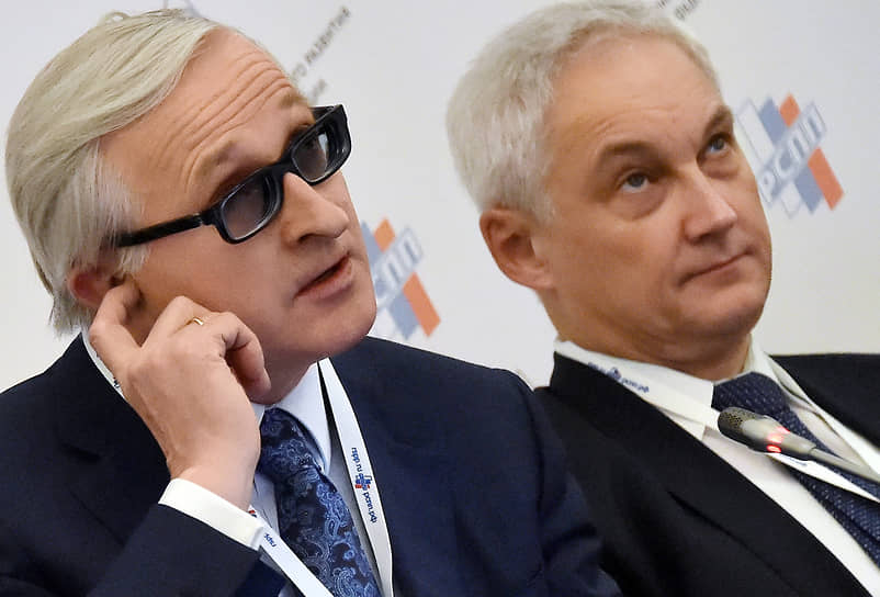 Первый вице-премьер Андрей Белоусов (справа) поручил ведомствам адаптировать регуляторику к «мобилизационным» запросам возглавляемого Александром Шохиным РСПП и других деловых объединений 
