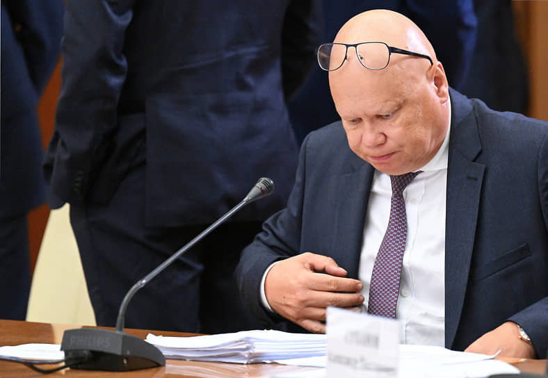Курирующий госзакупки замглавы Минфина Алексей Лавров готов признать мобилизацию непреодолимой силой, способной вносить коррективы в госконтракты 