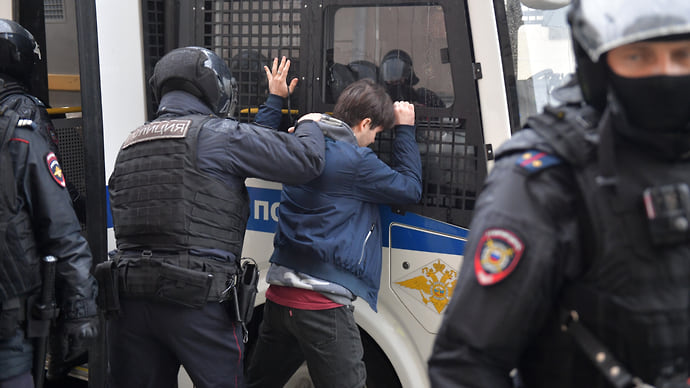 Оппозиция уходит на дембель