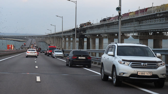 Крымский мост обесфуражен