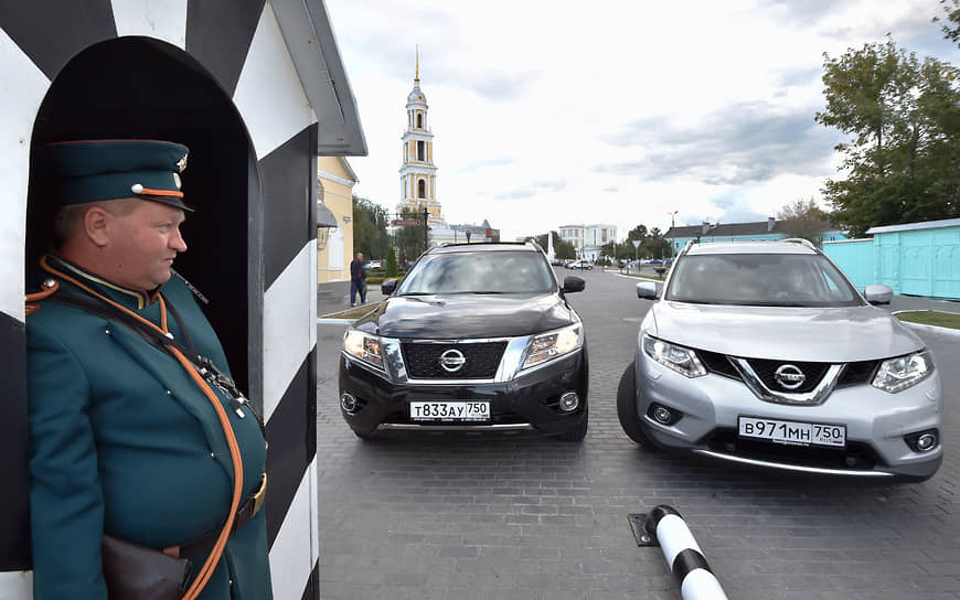 Тест-драйв автомобилей Nissan X-Trail и Nissan Pathfinder во время автопробега по маршруту «Москва — Рязань — Елец — Задонск — Тула — Москва» (2015 год)
