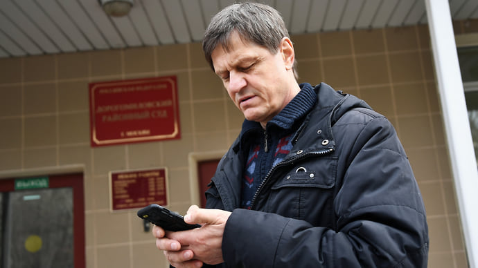 Анатолий Жданов взят под надзор