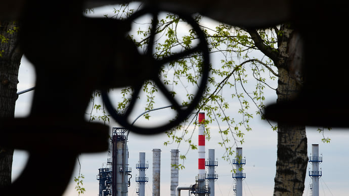 В МЭА ждут замедления прироста спроса на нефть