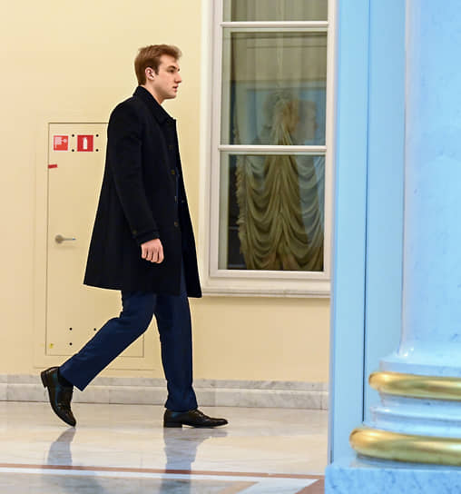 Сын Александра Лукашенко Николай в какой-то момент потерялся в библиотеке