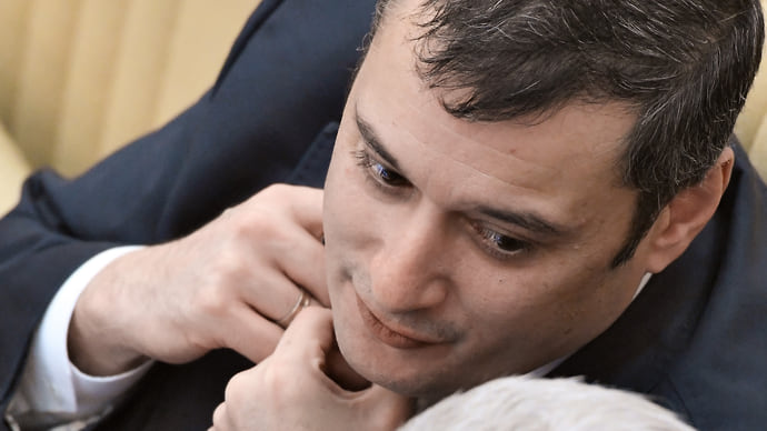 Основной закон попал в переплет