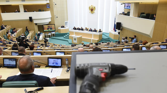 Сенаторы вписались в новую парадигму