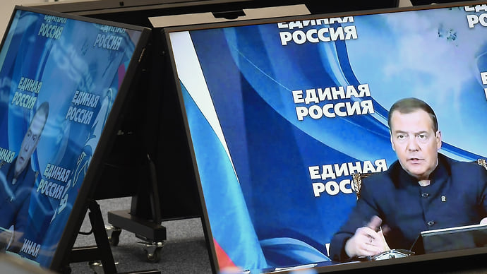 От заката до контента