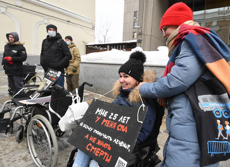 С тех пор как пациентам с СМА удалось привлечь внимание к проблеме доступности необходимых им лекарств, лишь часть россиян узнала, что орфанные заболевания никак не связаны с орфографией
