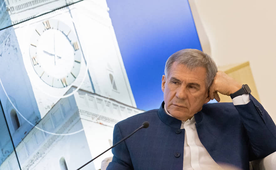 Глава Татарстана Рустам Минниханов 