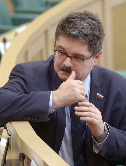 Анатолий Широков