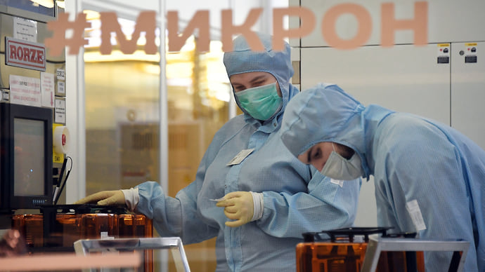 Российские сим-карты стали ближе на «Микрон»