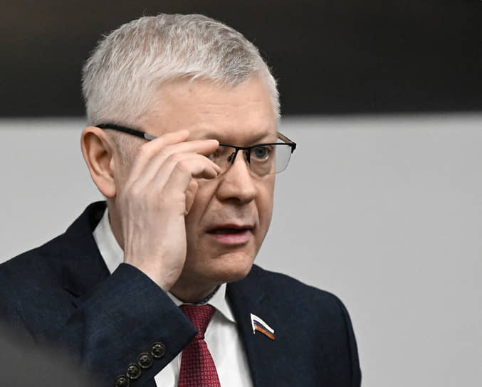 Глава комитета Государственной думы России по безопасности и противодействию коррупции Василий Пискарев