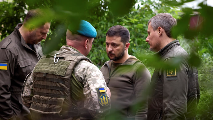 Запад на фронте ждет перемен