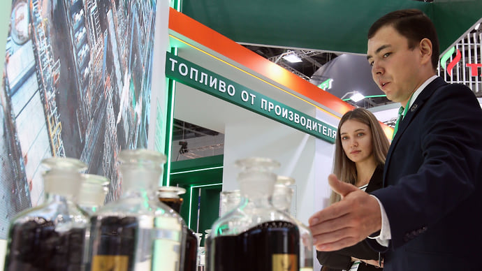Нефть растет на дефиците