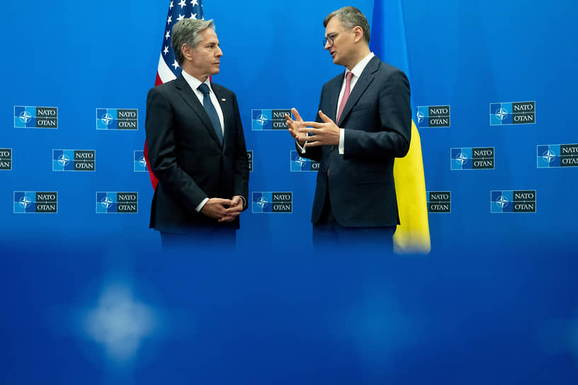 Госсекретарь США Энтони Блинкен порадовал своего украинского коллегу Дмитрия Кулебу, сказав, что, общаясь с коллегами, не увидел у них никаких «признаков усталости» от Украины