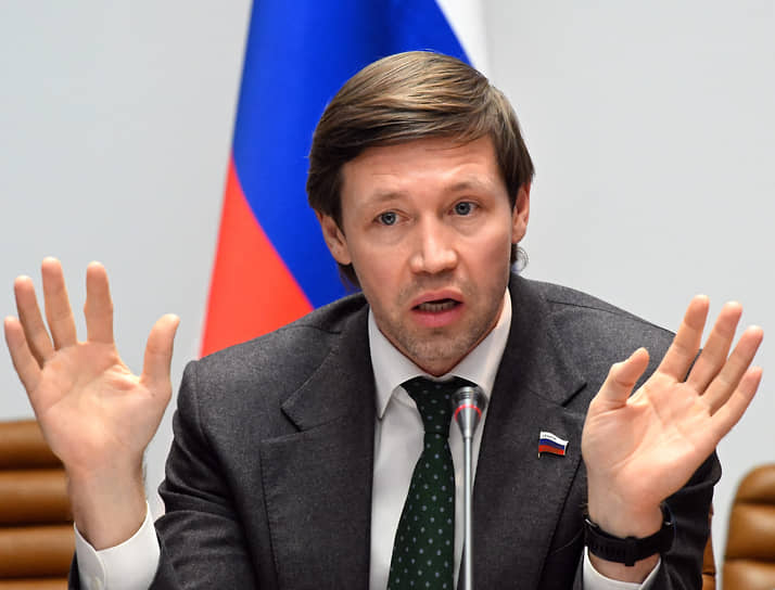 Зампред совета по развитию цифровой экономики при Совете федерации Артем Шейкин