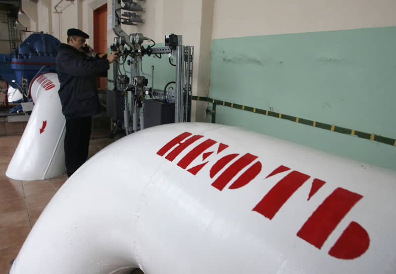 Белорусская сторона регулярно заявляет о планах повысить плату за транзит нефти, и время от времени тариф действительно увеличивается 