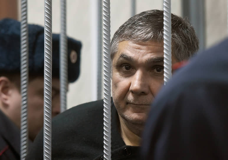 Захарий Калашов должен выйти досрочно