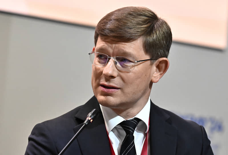 Андрей Макаров