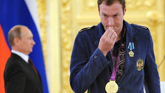 Тарас Хтей вышел на замену