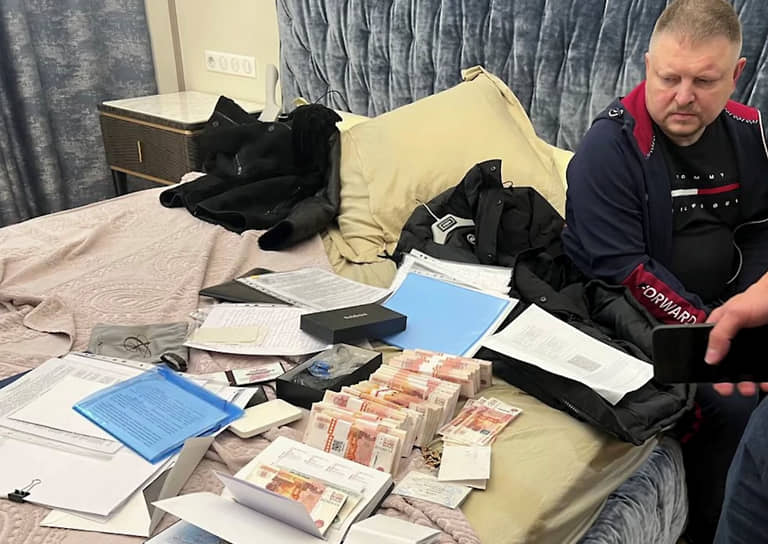 При обыске у Михаила Полякова нашли большое количество наличности 