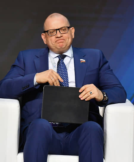Представитель в Совете Федерации от Мурманской области Константин Долгов 