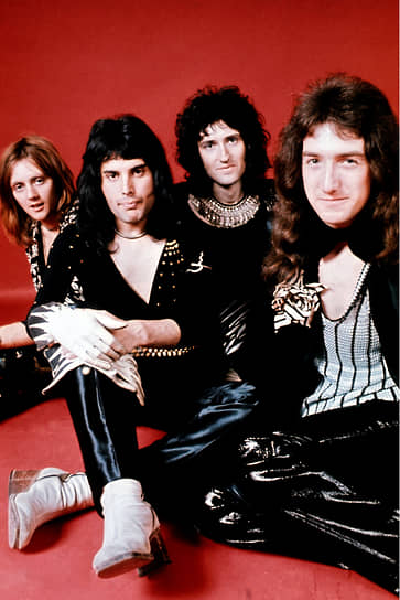 Группа Queen в 1973 году (на фото) не смогла записать свой дебютный альбом так, как хотела, поэтому перевыпускает его в 2024-м 