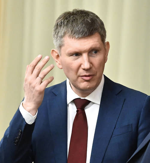 Глава Минэкономики Максим Решетников предлагает подумать, как в борьбе с высокой инфляцией не создать риски для долгосрочного экономического роста 