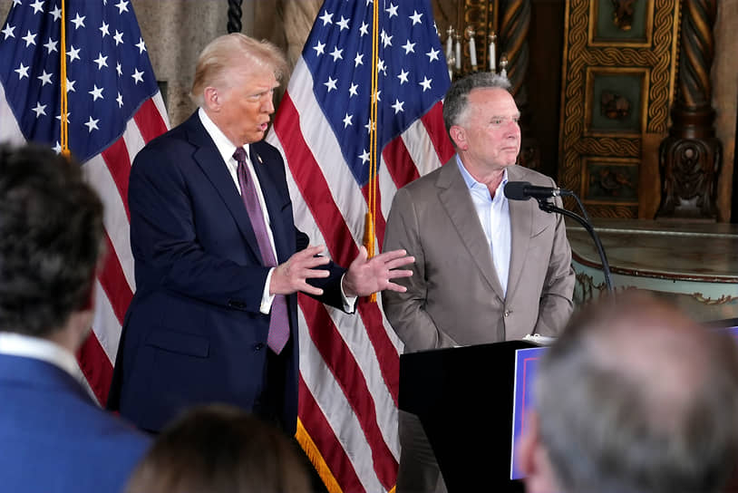 Президент США Дональд Трамп и специальный представитель Белого дома по Ближнему Востоку Стивен Уиткофф 