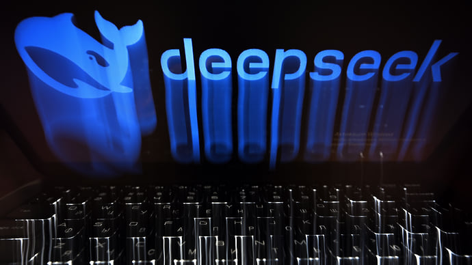 DeepSeek начинает и не сдается