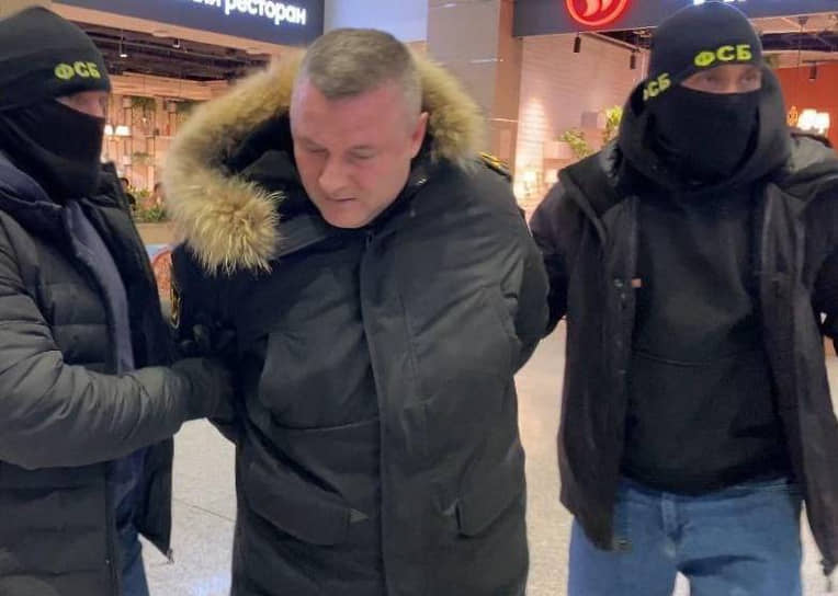 Олега Лопатиева задержали после того, как он, по версии следствия, получил от предпринимателя 3 млн рублей