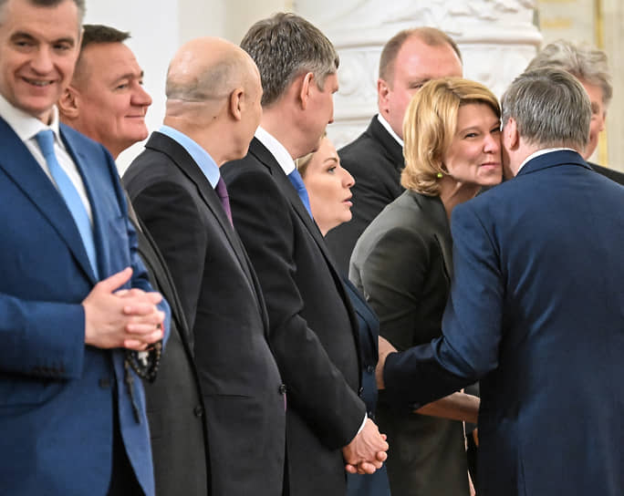 Некоторым непросто делать вид