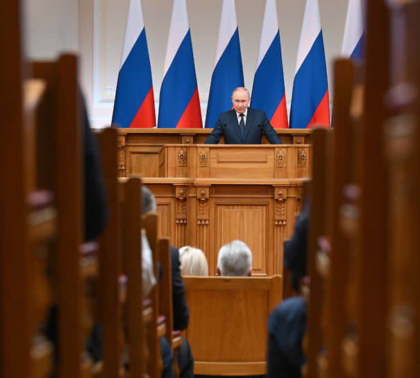 Владимир Путин обратился к парламентариям как следует 