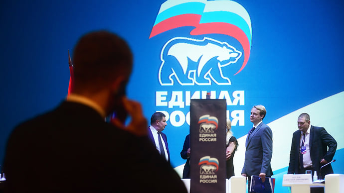 Депутаты готовы обновиться на треть