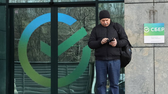 «Сбермобайл» дозвонился до Крыма