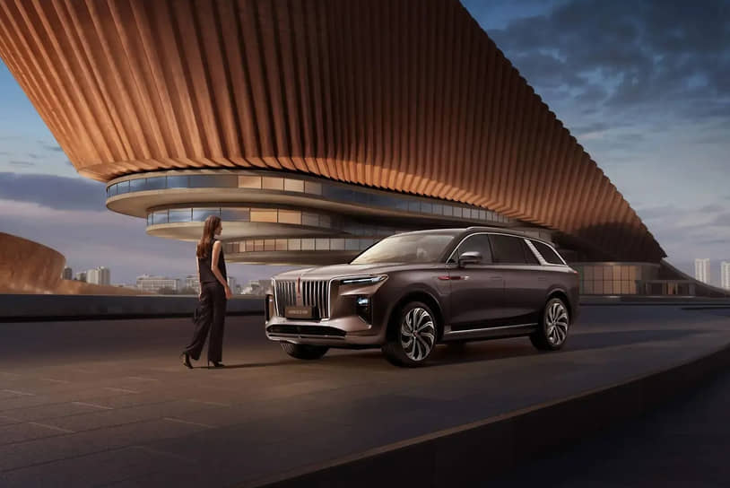 Hongqi E-HS9