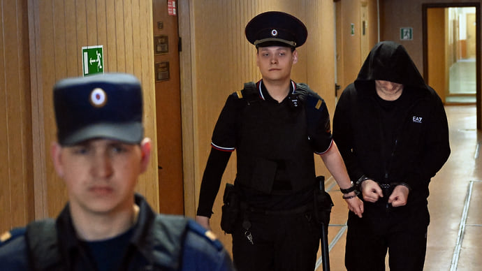 Авраам Руссо солировал в суде
