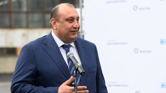 Дело собрали из иностранных комплектующих