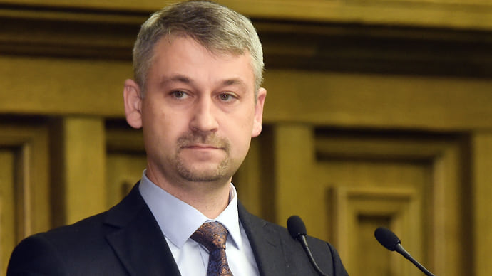 Конституционный суд прирастает секретариатом