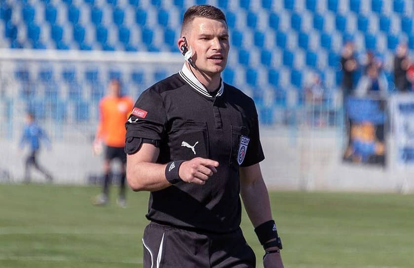 Футбольный арбитр Богдан Головко