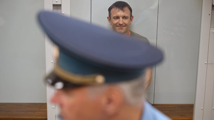 Иван Попов не генерал, а заключенный