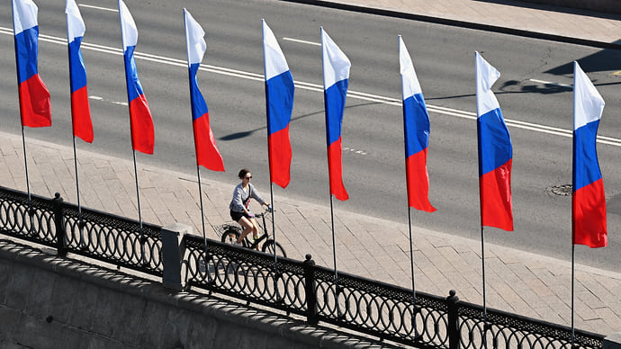 Россияне не стремятся за границу
