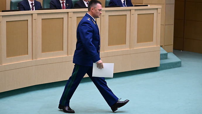 Генеральный в шаге от Верховного