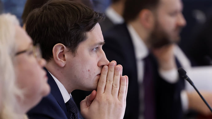 Статистике поднимают статус