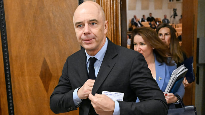 Бюджет вернулся к дефициту